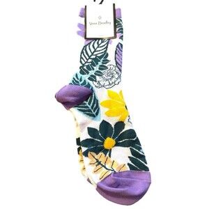 Vera Bradley Floral Purple White Women’s Crew Socks One Size Fits Most NWT